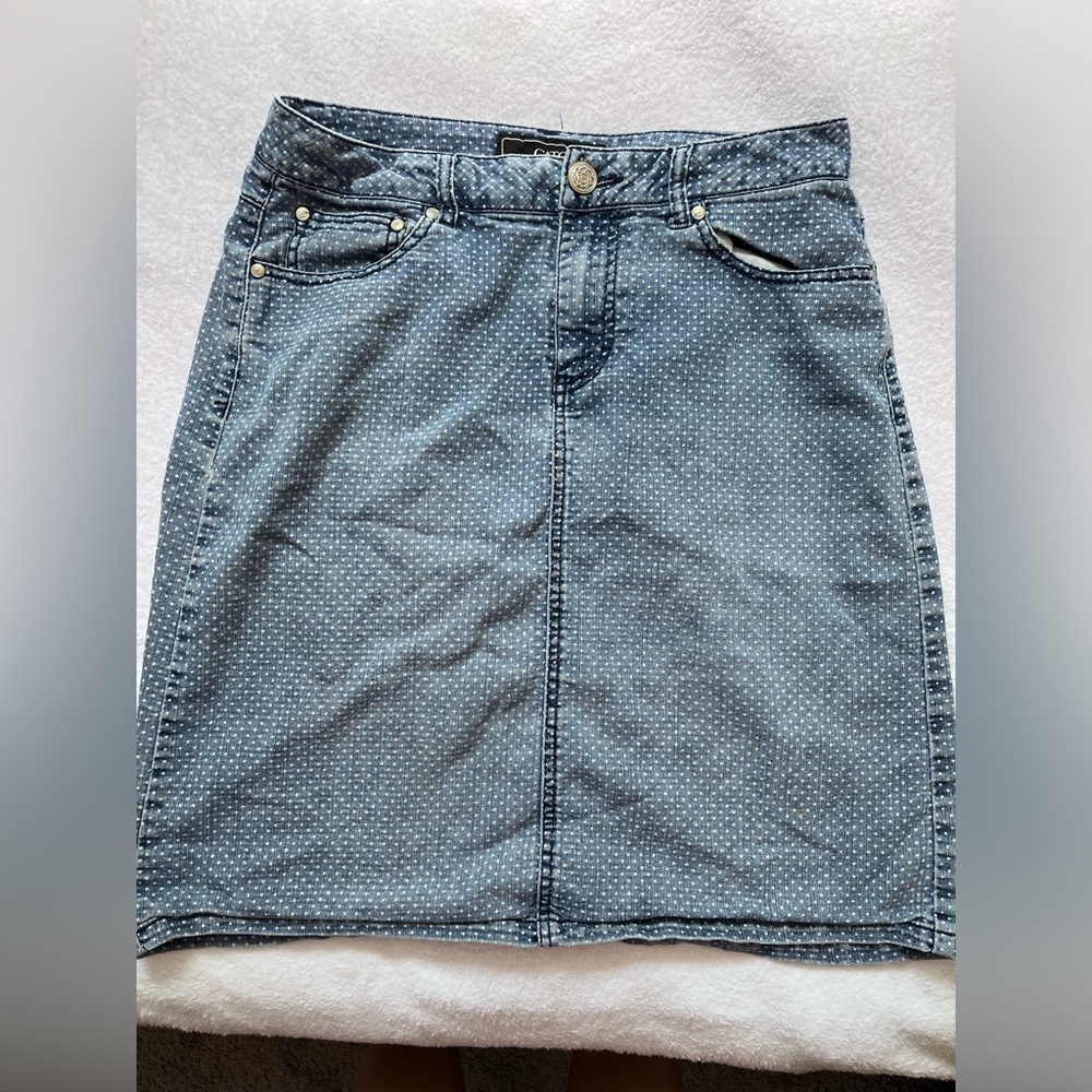 Polka-dot denim skirt